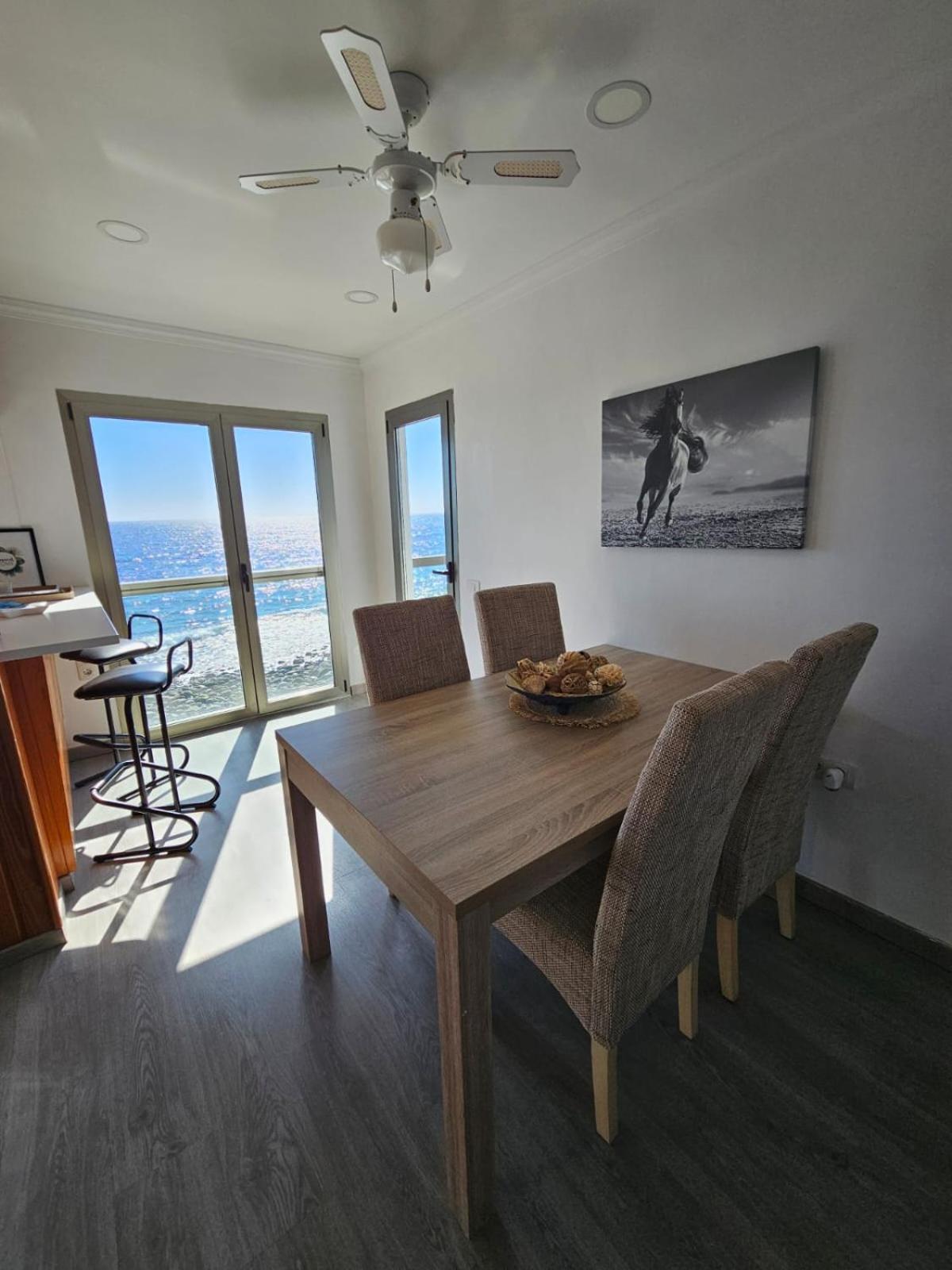 Appartement Apartamento Sara à Santa-Cruz de Ténérife Extérieur photo