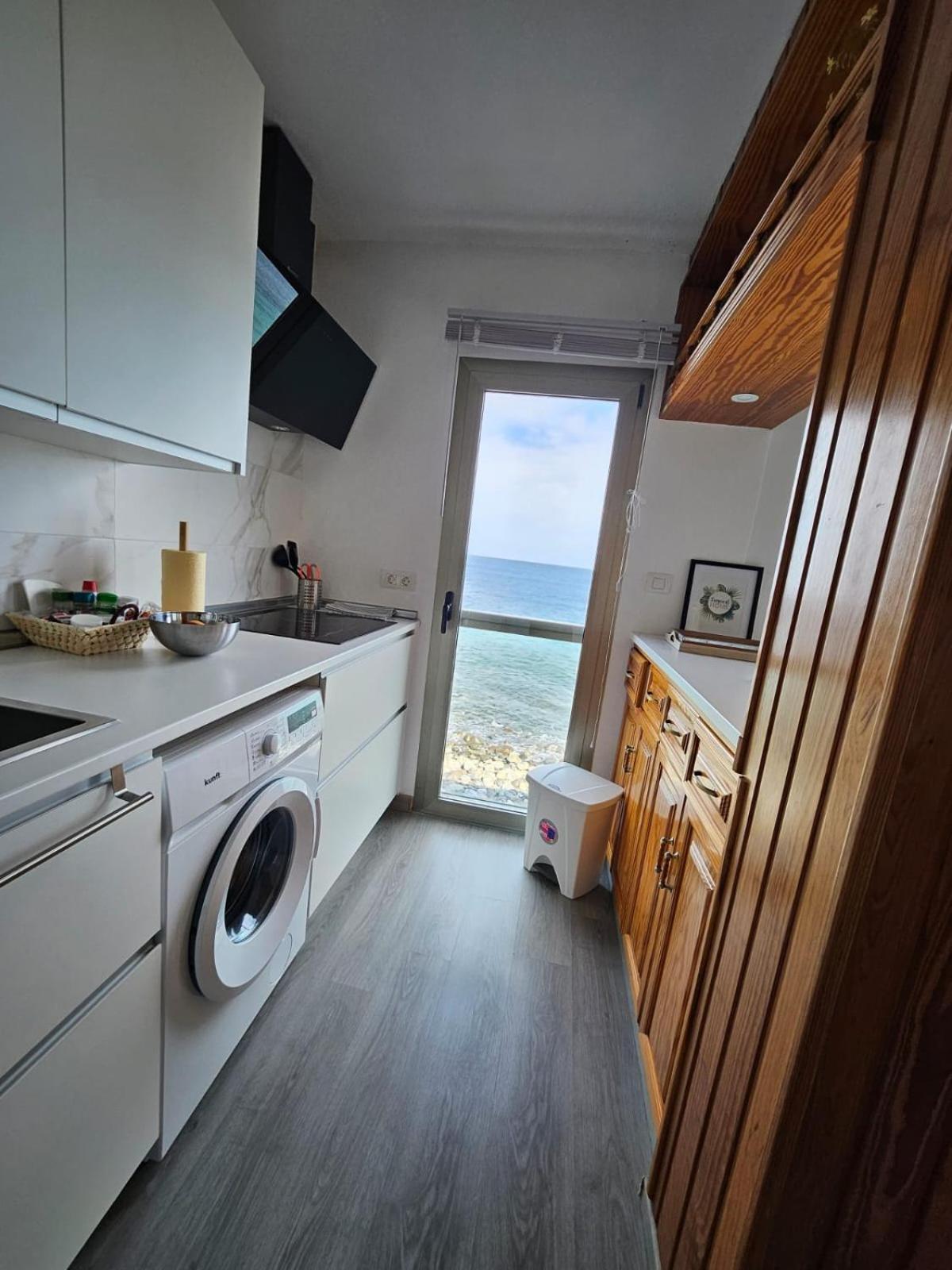 Appartement Apartamento Sara à Santa-Cruz de Ténérife Extérieur photo
